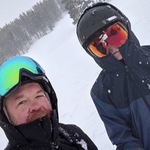 Meet your Posher, Clint